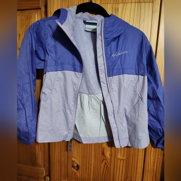 Girls Colombia wind breaker - Picture 1 of 7